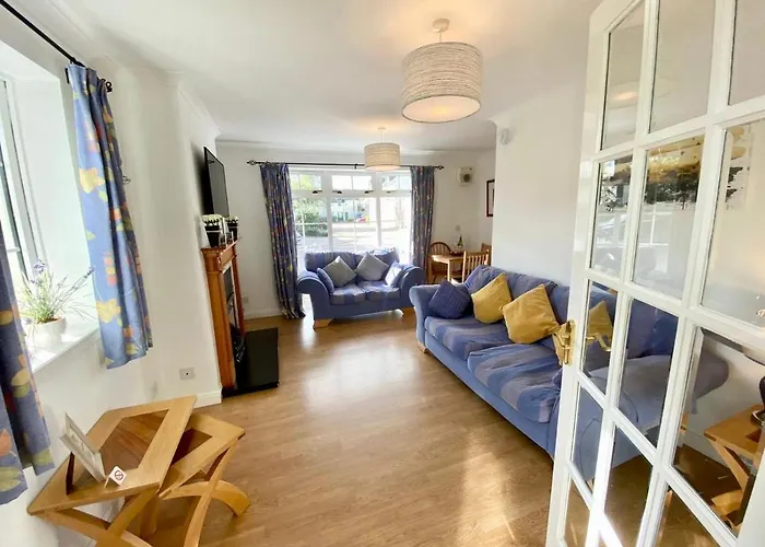 Wellingtonia Court Apartment
